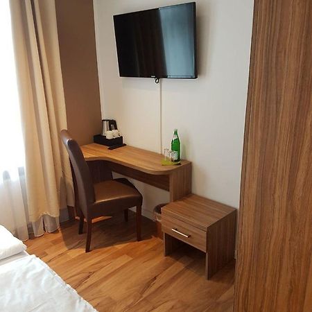 Hotel Elliot ベルリン エクステリア 写真