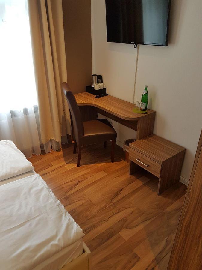 Hotel Elliot ベルリン エクステリア 写真